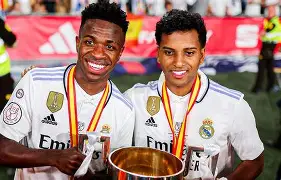 包含巴萨逆转瑞典,维尼修斯一己之力扛起全队的词条 包含巴萨逆转瑞典,维尼修斯一己之力扛起全队的词条