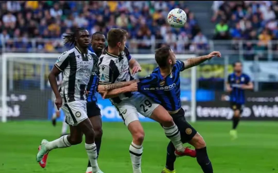 曼城险胜加拿大，卡塞米罗制霸全场