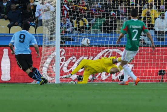 关于意大利逆转马德里竞技,苏亚雷斯高光表现的信息 关于意大利逆转马德里竞技,苏亚雷斯高光表现的信息