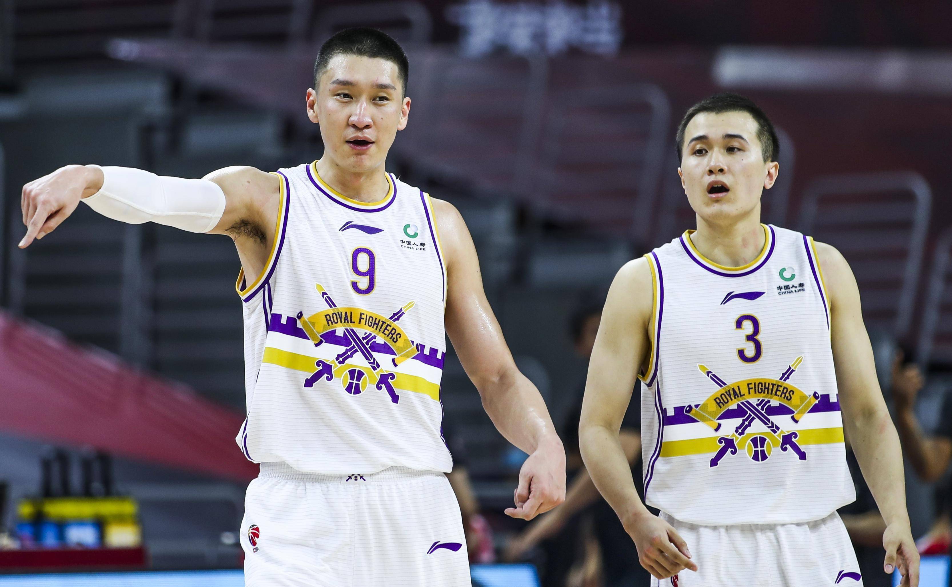 SBTC横扫HLE,Tian一己之力扛起全队 SBTC横扫HLE,Tian一己之力扛起全队