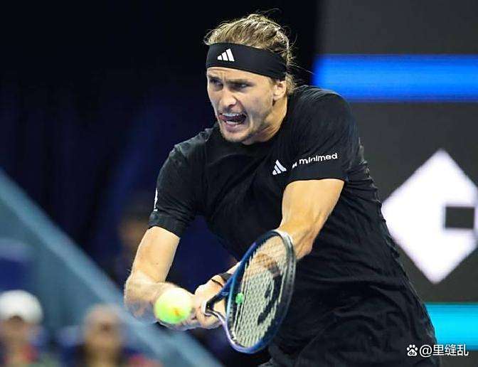 包含世界网球队血洗西班牙网球队,兹维列夫制霸全场的词条 包含世界网球队血洗西班牙网球队,兹维列夫制霸全场的词条