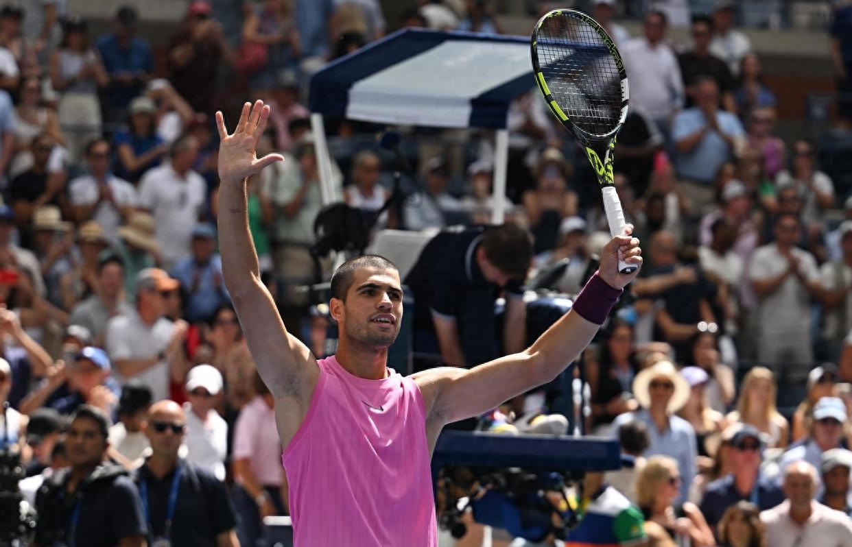 关于美国网球队横扫德国网球队，阿尔卡拉斯惊艳世界的信息