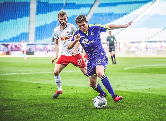 包含瑞士爆冷巴黎，恩昆库三分雨点燃全场的词条