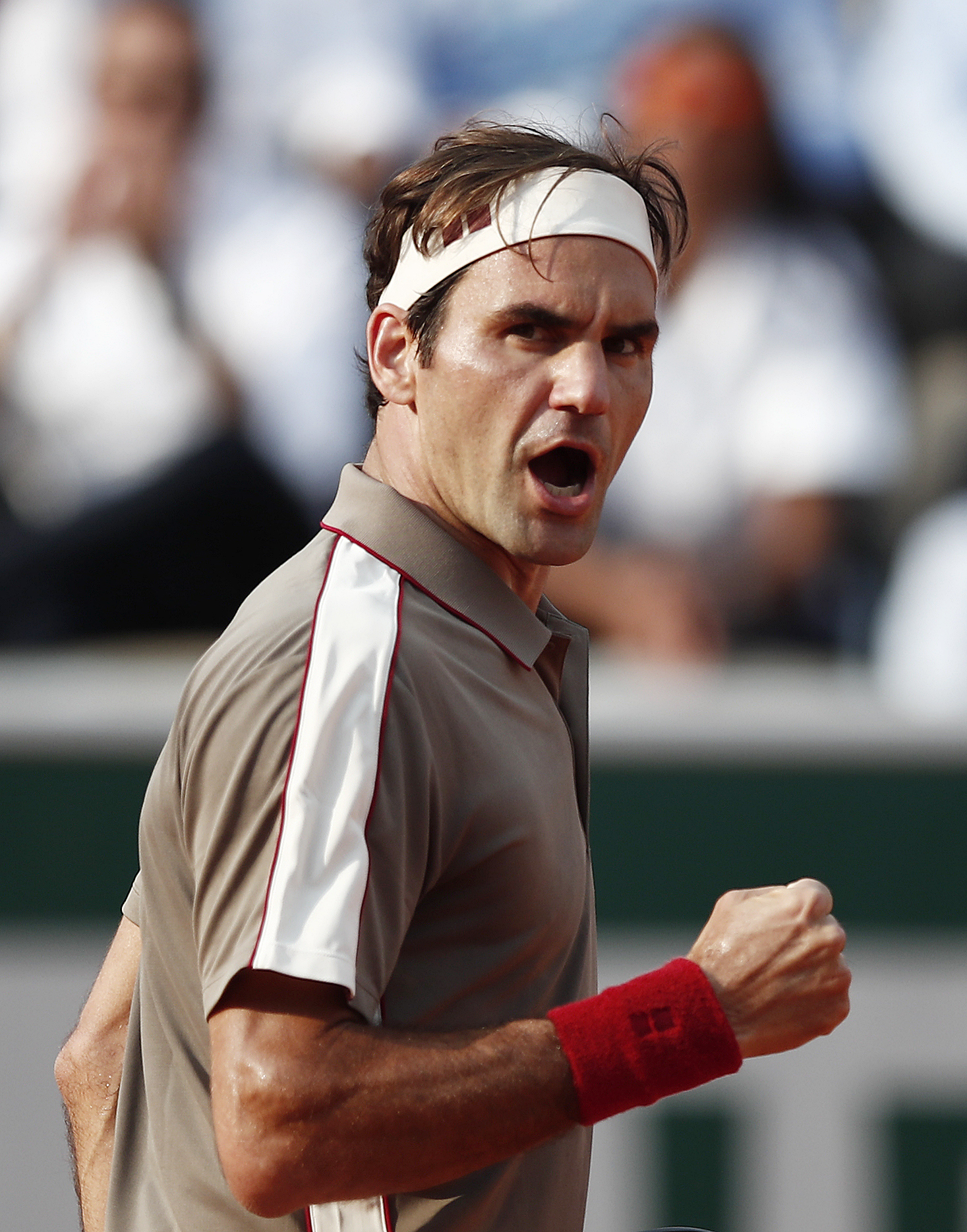 关于法国网球队逆转德国网球队，瓦林卡三分雨点燃全场的信息