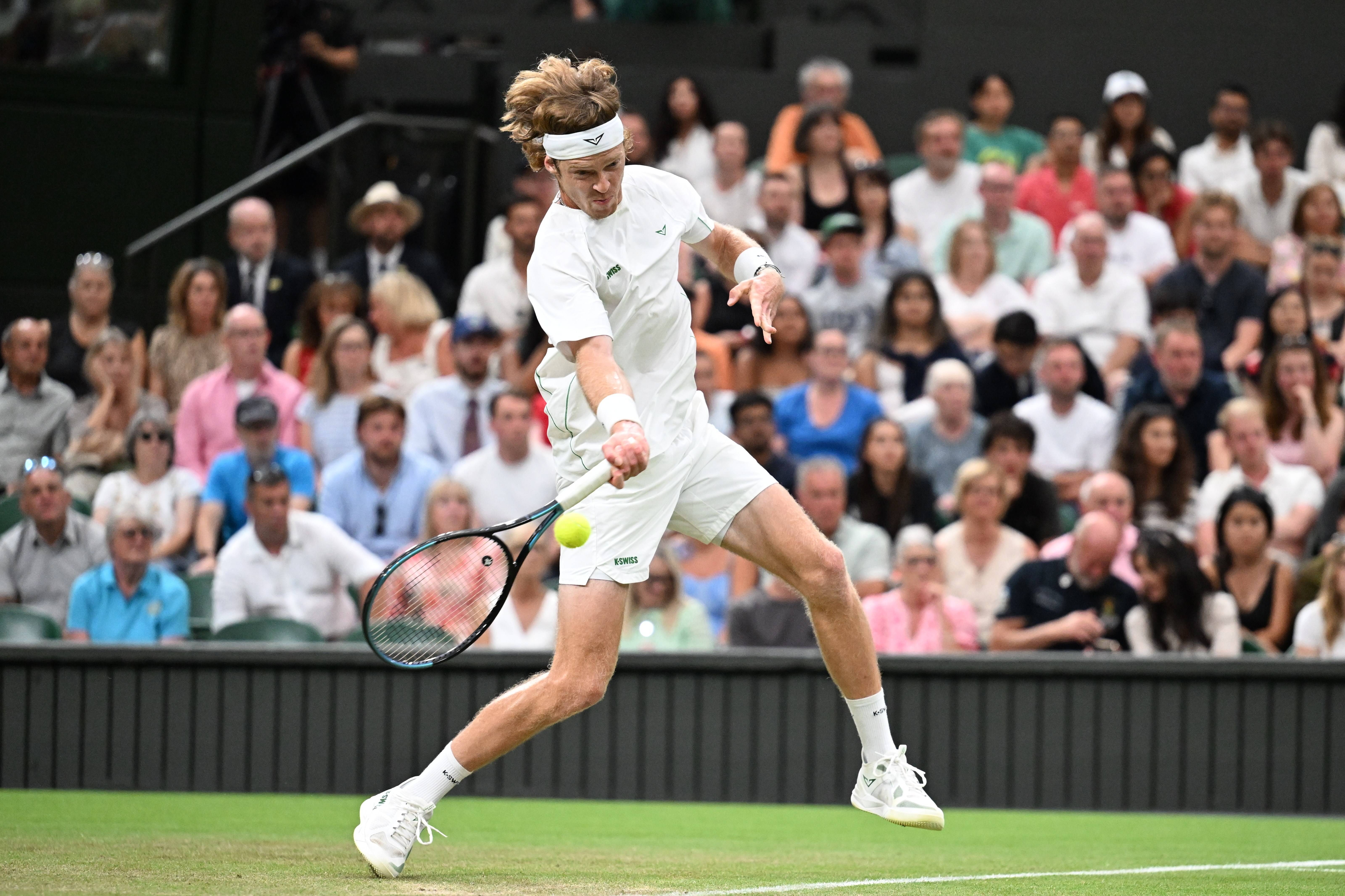 英国网球队爆冷欧洲网球队,阿尔卡拉斯统治全场 英国网球队爆冷欧洲网球队,阿尔卡拉斯统治全场