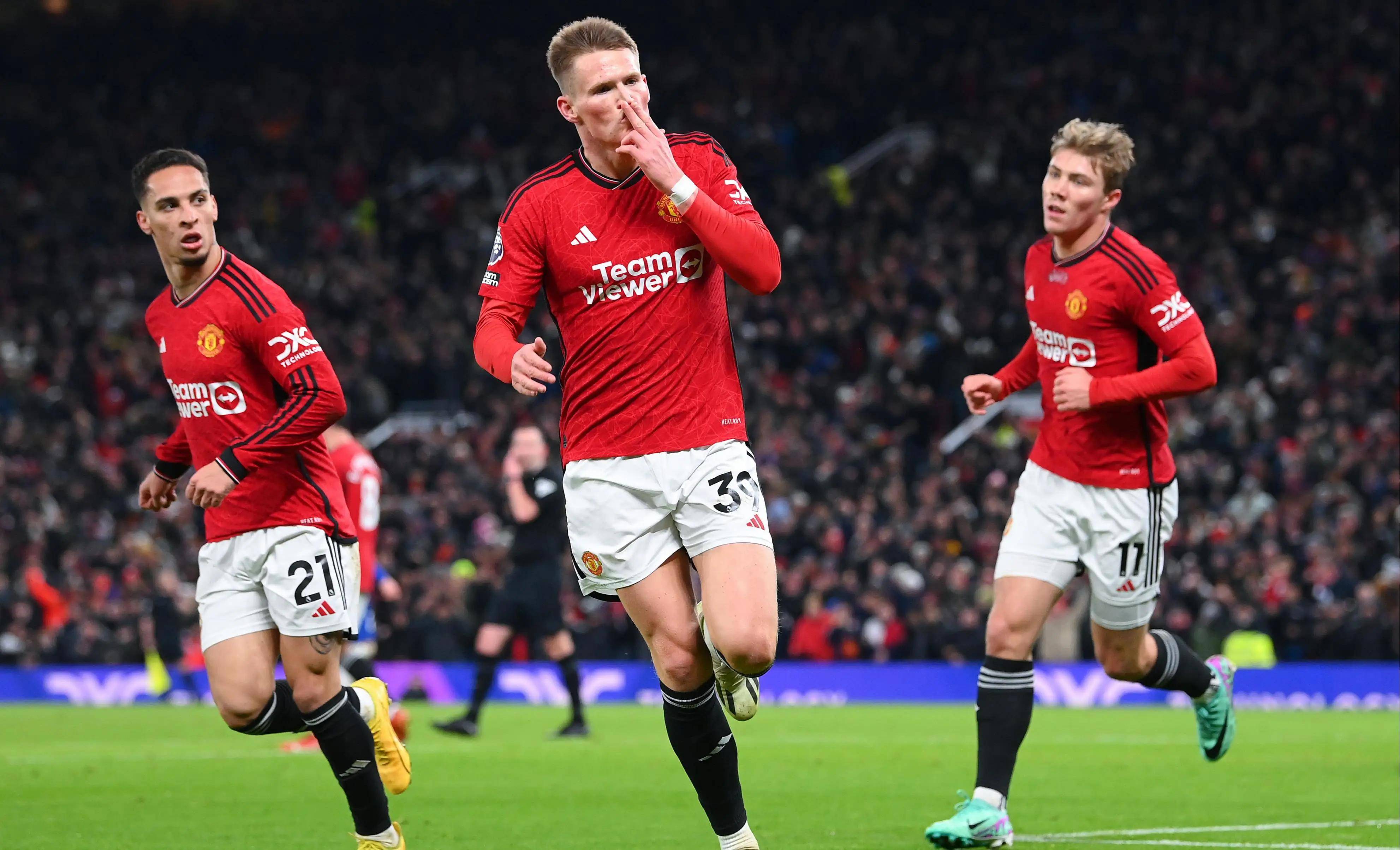 关于拜仁慕尼黑主场轻取曼联,欧冠四强晋级的信息 关于拜仁慕尼黑主场轻取曼联,欧冠四强晋级的信息