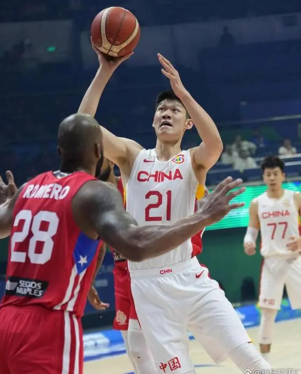 包含贵州男篮在比赛中遭遇连败，球员们需要反思的词条