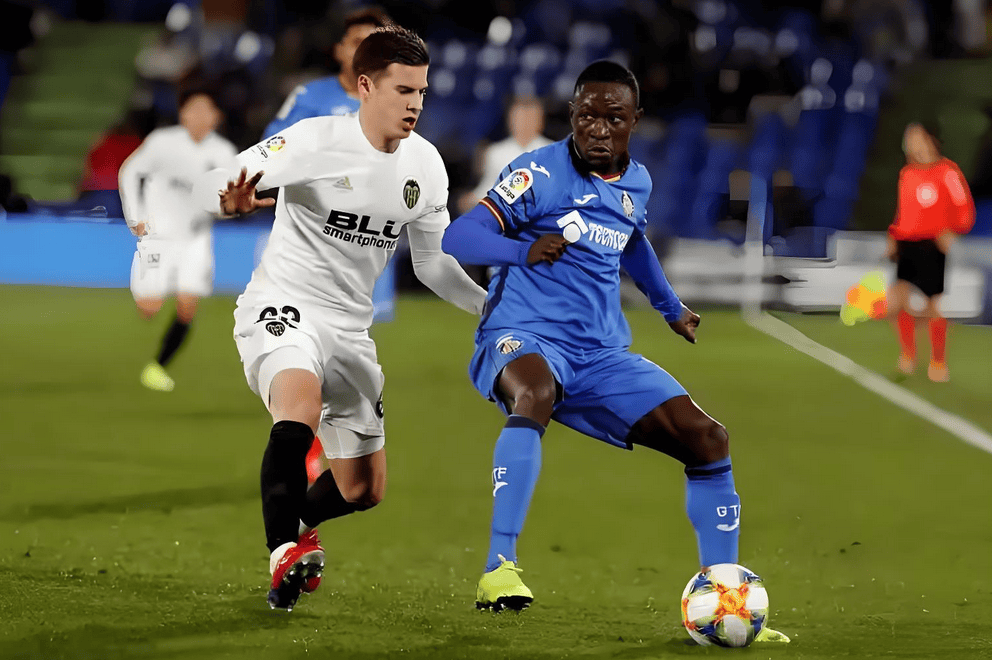 切尔西主场不敌热刺，主场气势被对手击溃的简单介绍