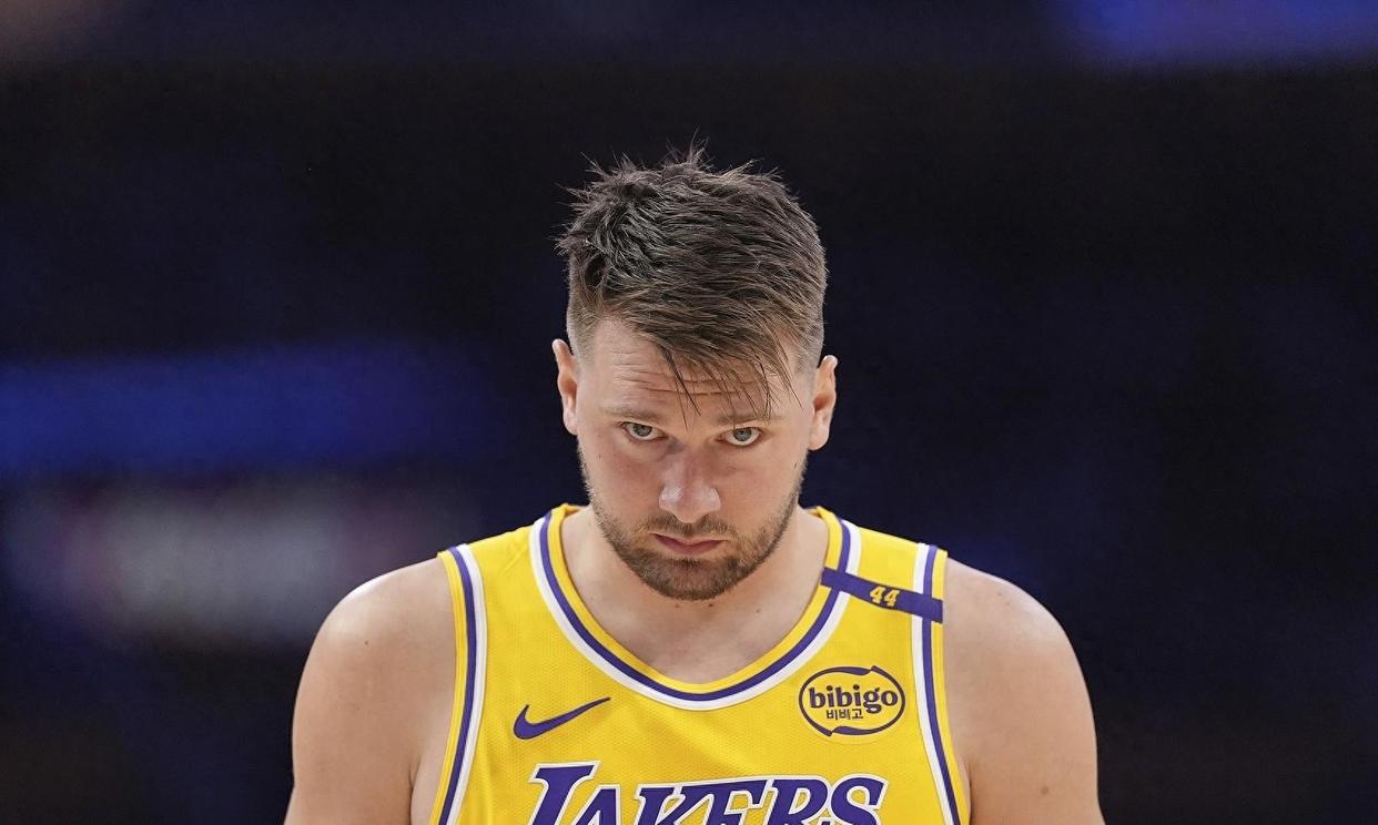 国王逆转凯尔特人,东契奇高光表现的简单介绍 国王逆转凯尔特人,东契奇高光表现的简单介绍