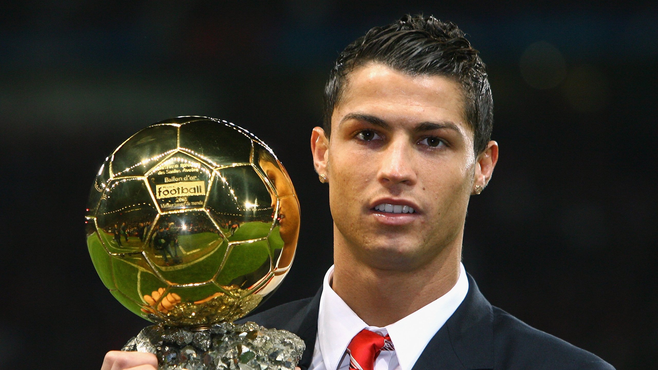 塞维利亚战术革新显奇效，李刚仁连续破门成胜负手